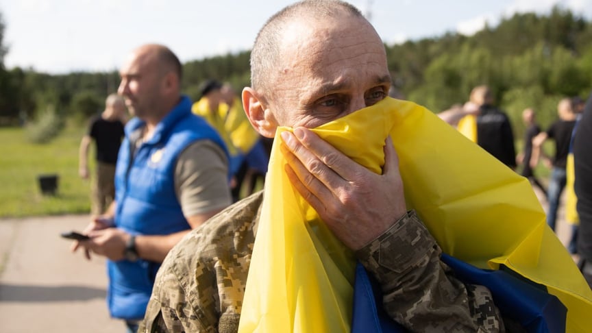 Один із військових, звільнений із полону Ілюстративне фото. Один із військових, звільнений із полону