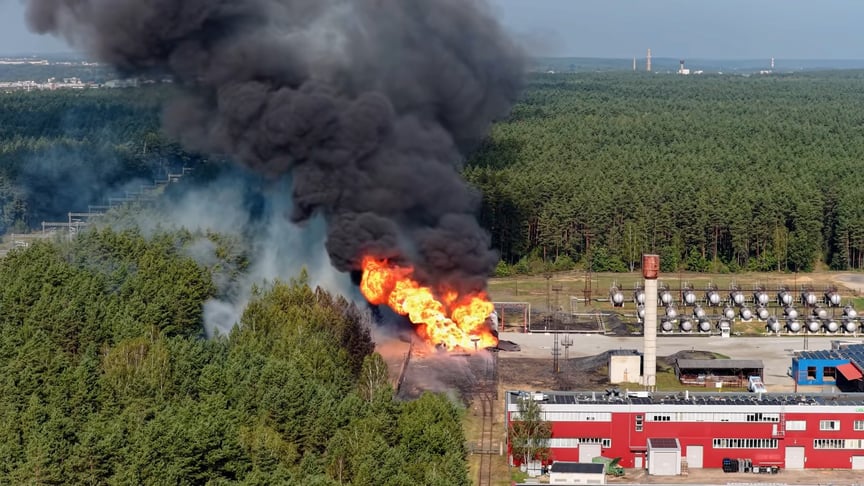 Вагони зі зрідженим природним газом, які загорілися у Вільнюсі