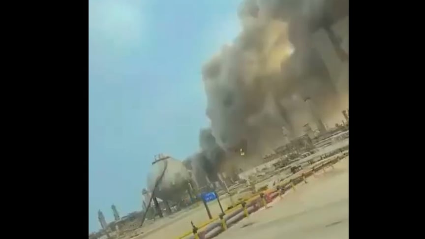 Безпілотники атакували один із найбільших НПЗ Саудівської Аравії