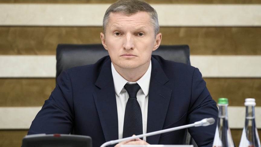 Тодішній виконувач обов'язків заступника голови Державної фіскальної служби Євген Бамбізов під час селекторної наради в Києві, 4 липня 2018 року
