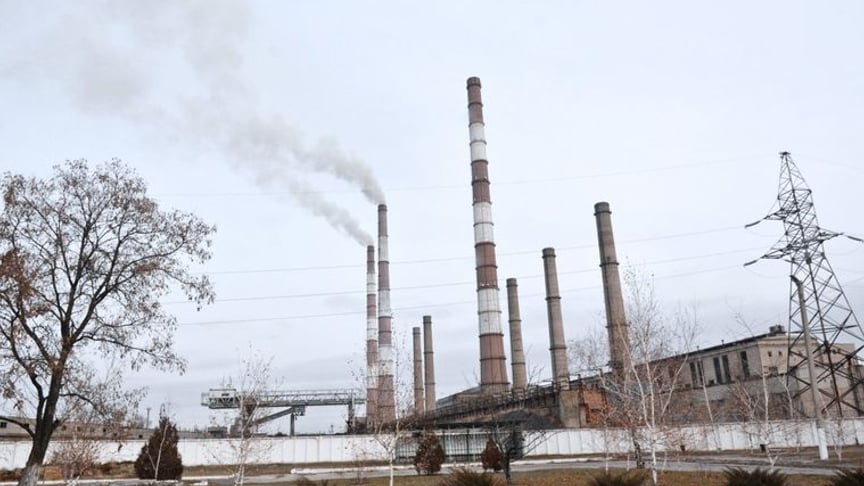 A combined heat and power plant (CHP) in the town of Shchastya in the Luhansk region, November 19, 2014.