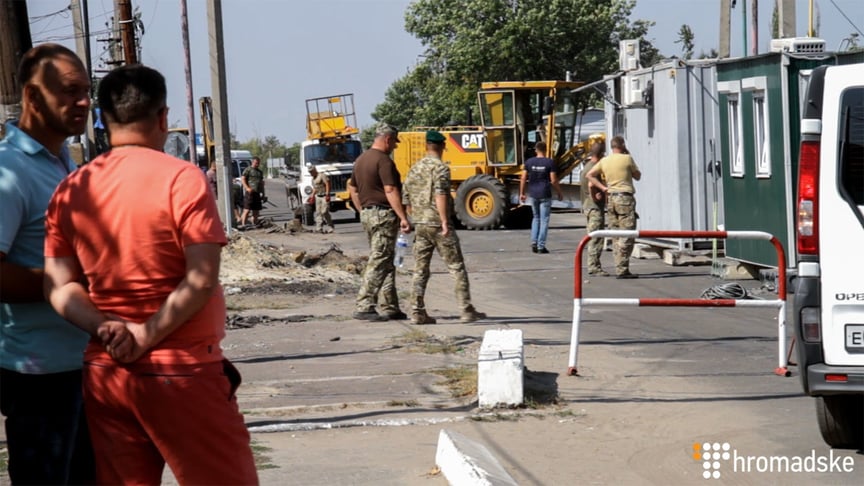 Russia Allows Occupied Donbas Residents To Leave the Region