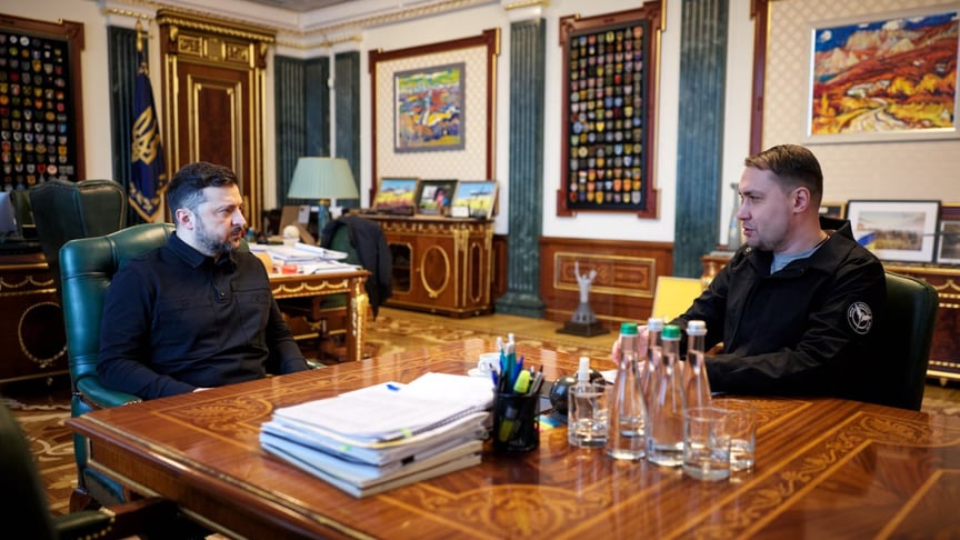 Президент України Володимир Зеленський та очільник Офісу Президента Кирило Буданов