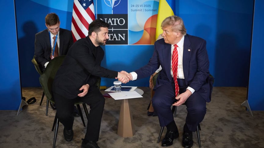 Президент України Володимир Зеленський під час зустрічі з президентом США Дональдом Трампом Президент України Володимир Зеленський під час зустрічі з президентом США Дональдом Трампом