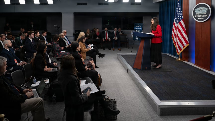 Речниця Пентагону Кінгслі Вілсон проводить брифінг, 2 грудня 2025 року