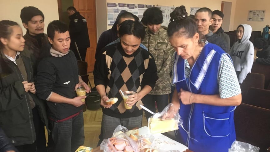 Громадян В'єтнаму планують передати працівникам Держміграційної служби