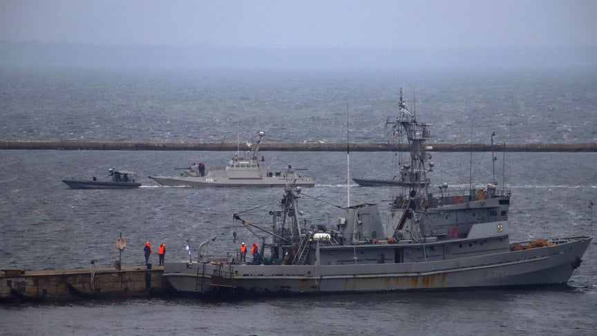 Russian captured small artillery cutters Nikopol and Berdyansk, as well as tug boat Yanu Kapu arrive at Ochakov port in Mykolaiv oblast. November 20, 2019.