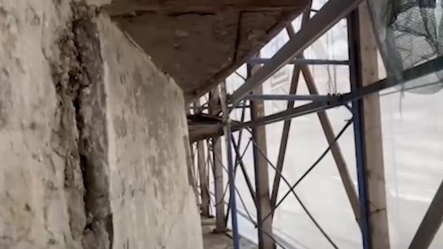 Пошкодження Ханського палацу Пошкодження Ханського палацу
