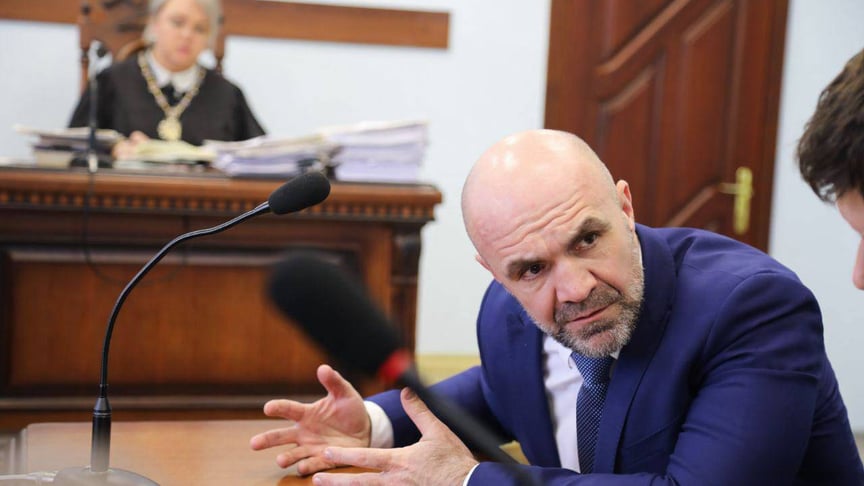 Підозрюваний в організації вбивства Катерини Гандзюк Владислав Мангер на розгляді апеляції щодо електронного браслета, Київський апеляційний суд, 15 квітня 2019 року