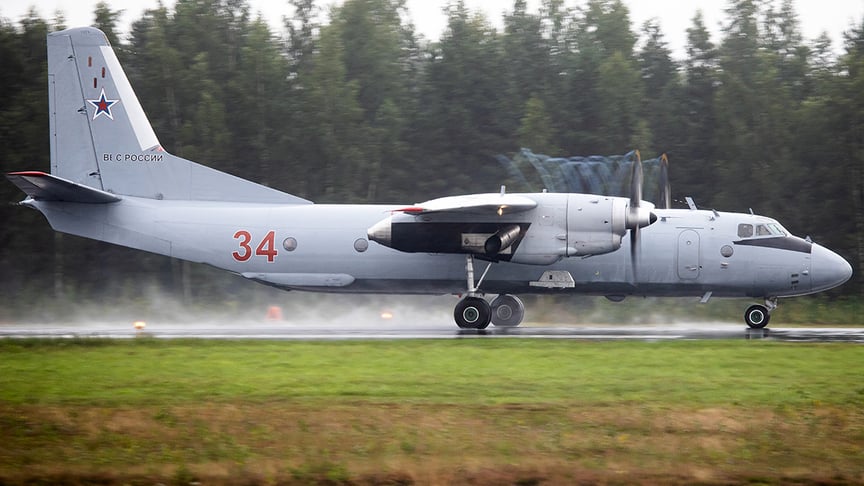 російський Ан-26