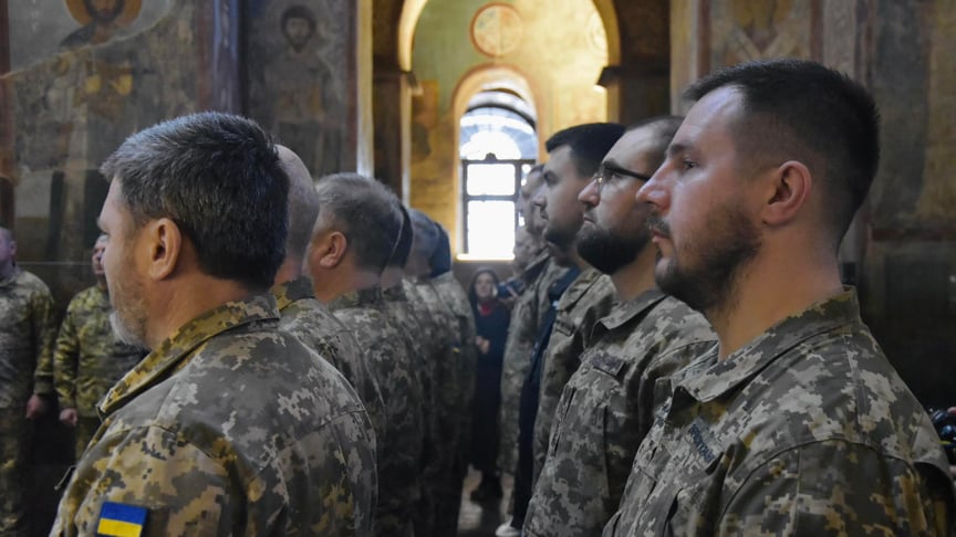 Ілюстративне фото. Випускники курсу військових капеланів у квітні 2025 року