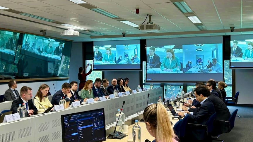 Україна пройшла скринінг ЄС у сфері транспорту