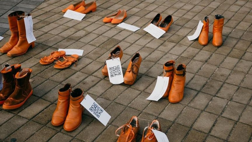 "March, baby" art intervention against domestic violence in Minsk, Belarus