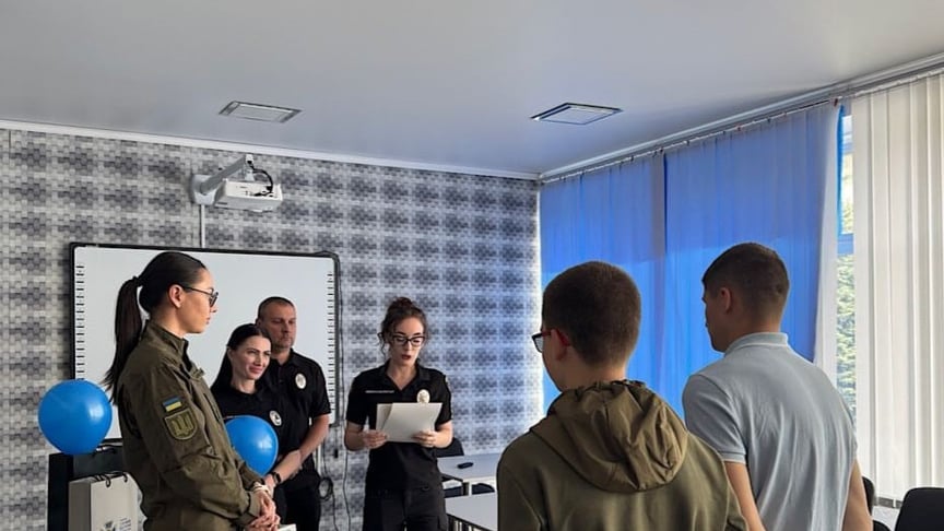 Правоохоронці нагородили підлітків, які повідомили їх про спроби вербування з боку ФСБ