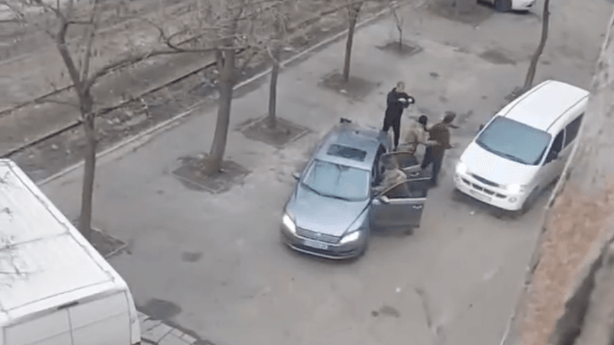 Кадр інциденту з ТЦК в Одесі Кадр інциденту з ТЦК в Одесі