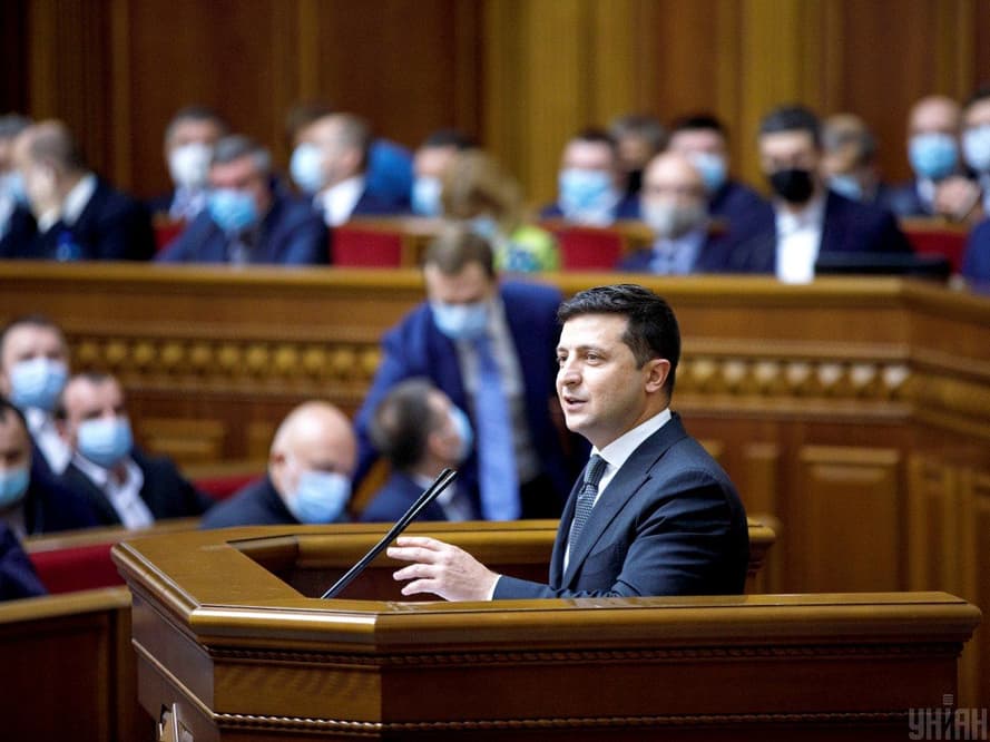 Президент України Володимир Зеленський під час засідання Верховної Ради України